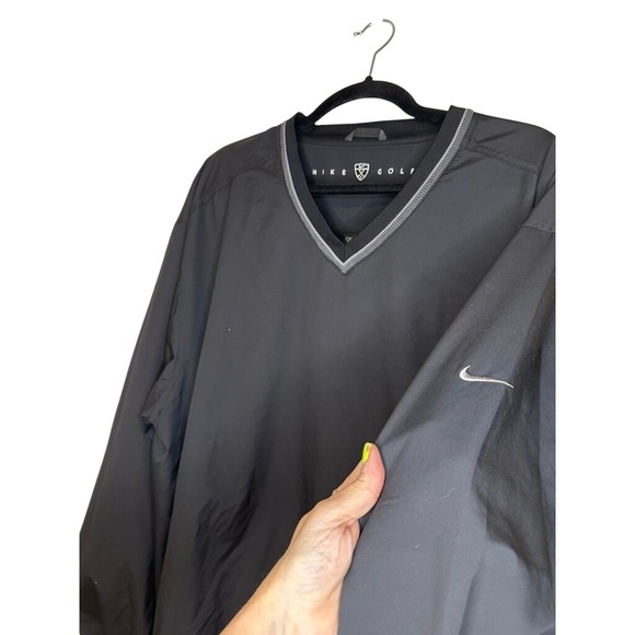 Nike Golf Pullover Windbreaker Jacket Mens XL Black Long Sleeve V Neck - Picture 1 of 6